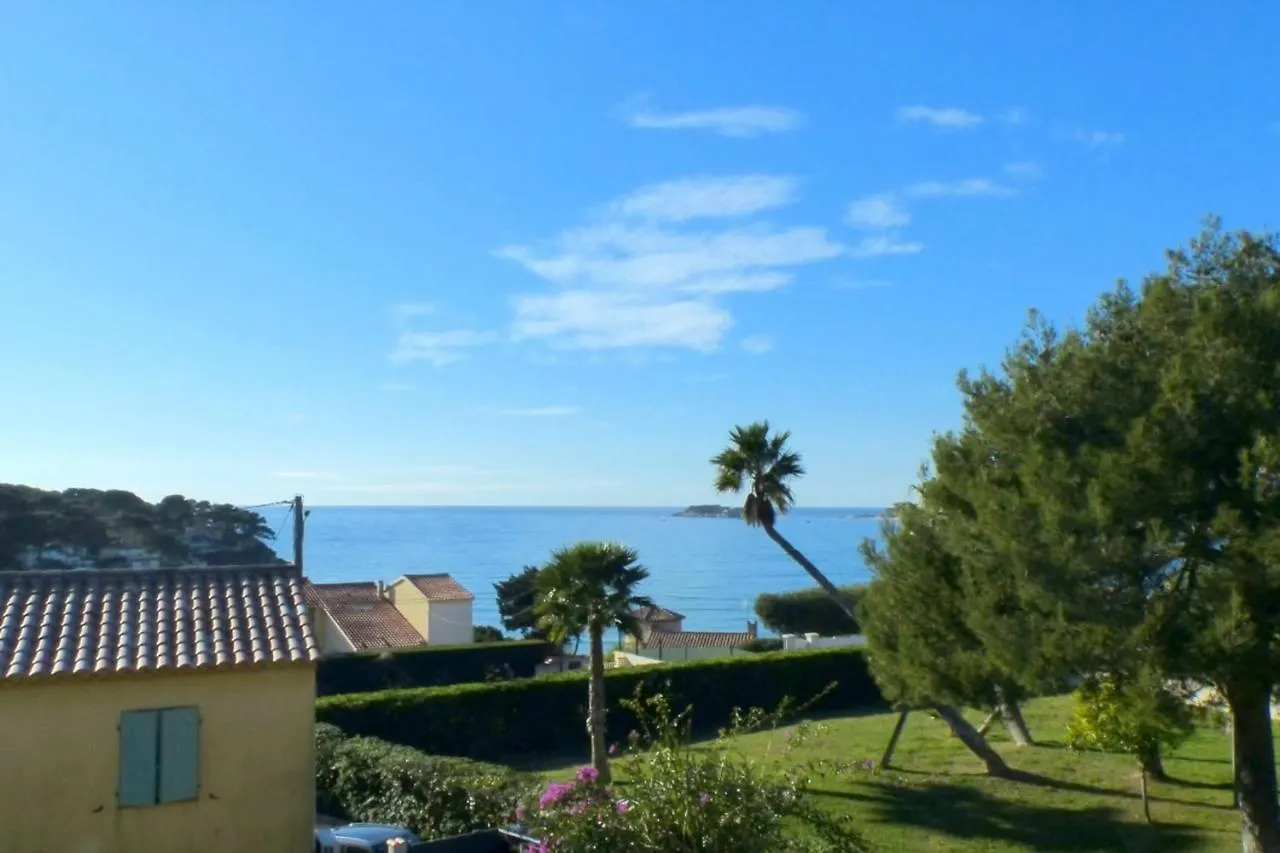הוילה סנרי-סור-מר Haven Of Peace With Pool Facing The Sea בית נופש